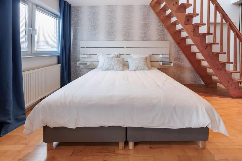 Scenic Rooftop Flat With Terrace فيينا المظهر الخارجي الصورة